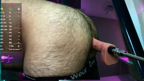 Snapshot of hairyale chatting on January 30, 10:51 pm Hairyale online show from January 30, 10:51 pm