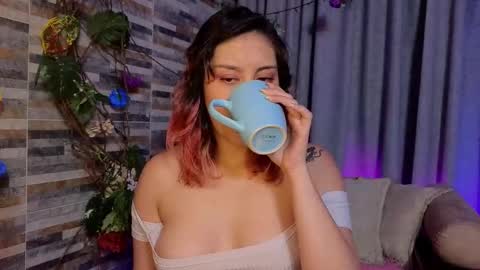 Snapshot of hairyandsexysalma chatting on October 2, 5:47 am SALMA  online show from October 2, 5:47 am