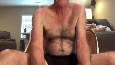 Snapshot of hairybater26 chatting on May 17, 8:49 pm Harry online show from May 17, 8:49 pm