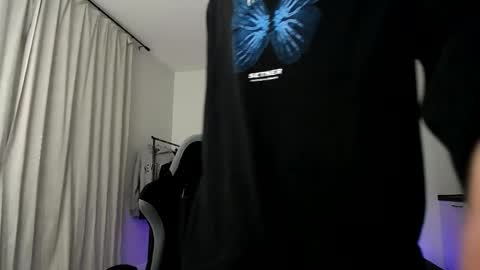 Snapshot of hairycuss chatting on March 9, 5:49 pm Adam online show from March 9, 5:49 pm