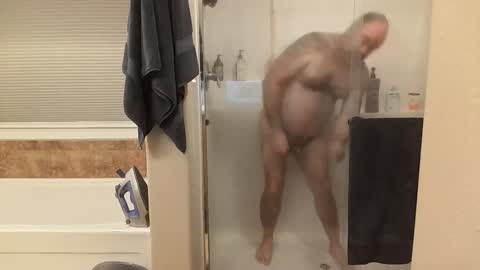 Snapshot of hairydaddreams chatting on April 3, 1:09 pm hairydaddreams online show from April 3, 1:09 pm