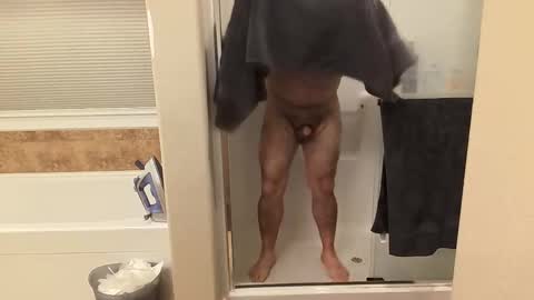 Snapshot of hairydaddreams chatting on April 7, 1:00 pm hairydaddreams online show from April 7, 1:00 pm