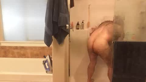 Snapshot of hairydaddreams chatting on April 30, 1:39 pm hairydaddreams online show from April 30, 1:39 pm