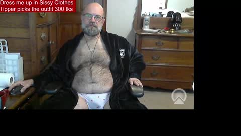 HairyDaddyBear69 online show from February 6, 1:25 pm