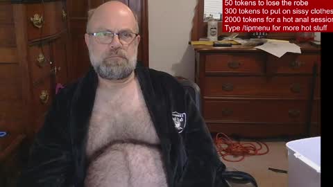 HairyDaddyBear69 online show from May 29, 11:08 am