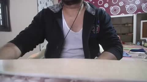 Hairyguy121 online show from November 21, 7:40 am