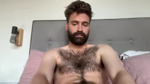 hairyhungbi69 online show from July 16, 3:51 pm