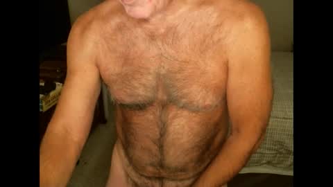 Snapshot of hairypecsguy chatting on October 8, 7:17 am Hairy pecs online show from October 8, 7:17 am