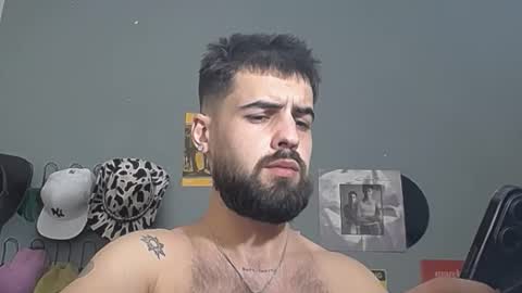 HairyRobXxX online show from March 8, 6:12 pm