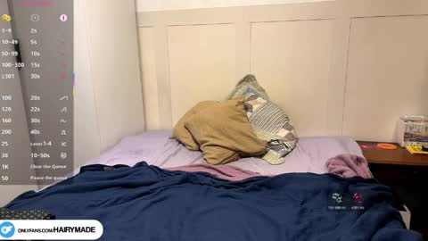 Snapshot of hairyshort chatting on April 28, 3:00 am hairy and short online show from April 28, 3:00 am