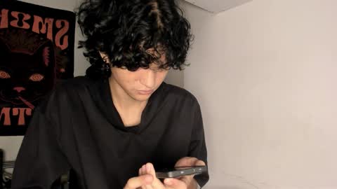 Snapshot of halan_jr chatting on September 18, 12:45 am halan online show from September 18, 12:45 am