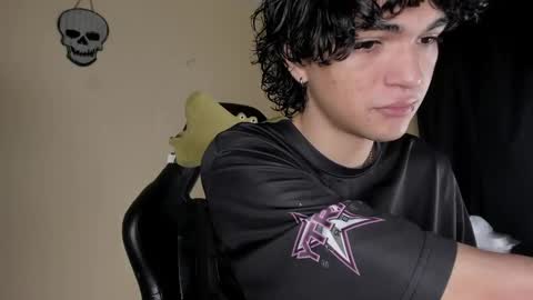 Snapshot of halan_jr chatting on January 17, 6:18 am halan online show from January 17, 6:18 am