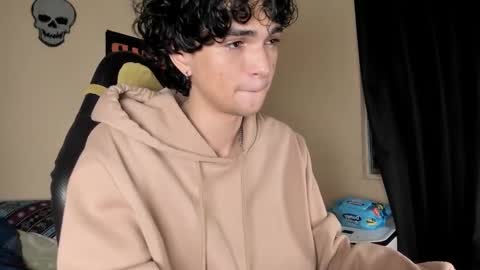 Snapshot of halan_jr chatting on February 20, 10:27 am halan online show from February 20, 10:27 am