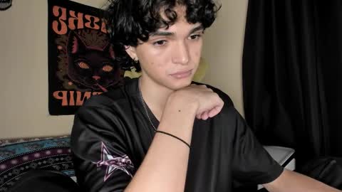 Snapshot of halan_jr chatting on February 24, 11:14 pm halan online show from February 24, 11:14 pm