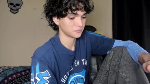 Snapshot of halan_jr chatting on March 4, 1:44 am halan online show from March 4, 1:44 am