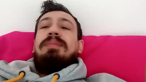 Snapshot of halilcik chatting on January 11, 9:57 am halilcik online show from January 11, 9:57 am