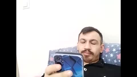 Snapshot of halilcik chatting on January 19, 7:04 pm halilcik online show from January 19, 7:04 pm