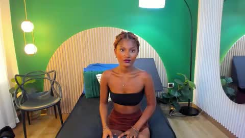 Snapshot of halleylorens chatting on September 26, 7:07 pm Halley Lorens online show from September 26, 7:07 pm