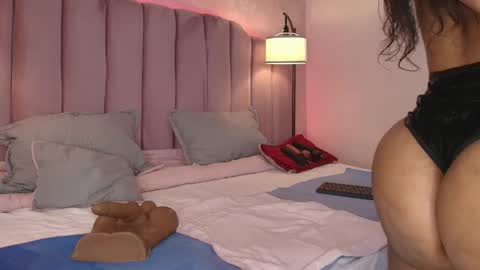  Hally Bans  online show from February 2, 7:12 pm