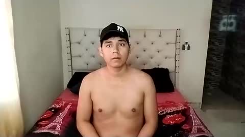 Snapshot of hamilton_17 chatting on March 1, 3:47 pm Hamilton online show from March 1, 3:47 pm