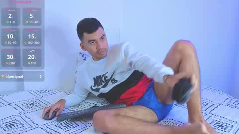 hamiltong12 online show from February 9, 3:43 am