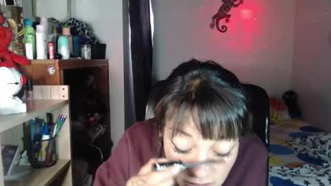 Snapshot of han_ya06 chatting on June 3, 7:08 pm Hanya online show from June 3, 7:08 pm