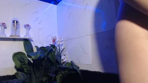 hana_soojin online show from February 1, 4:16 pm