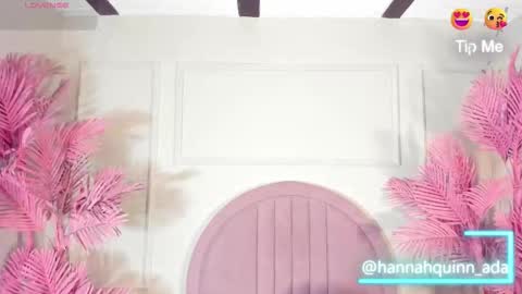 hanaahquinn online show from January 18, 11:36 am