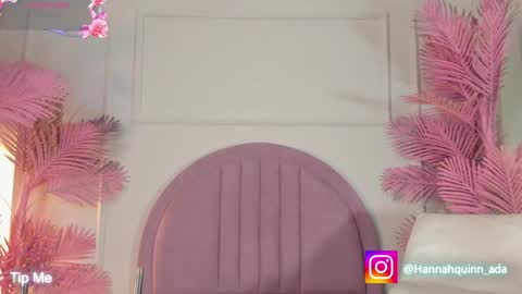 hanaahquinn online show from April 12, 11:37 am