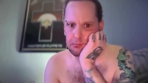 Snapshot of hand_banana_420 chatting on March 1, 7:38 pm hand_banana_420 online show from March 1, 7:38 pm