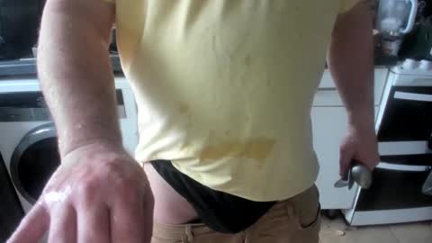 Snapshot of handncocknocum chatting on December 28, 1:28 pm handncocknocum online show from December 28, 1:28 pm