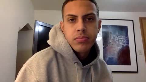 handsome01_ online show from December 5, 1:47 am