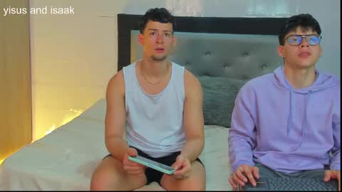 Snapshot of handsome_boys69 chatting on April 1, 6:58 am handsome_boys69 online show from April 1, 6:58 am