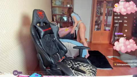 Snapshot of handsome_whale chatting on May 19, 1:50 pm Mila online show from May 19, 1:50 pm
