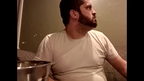 Handsomedaddy198923 online show from April 2, 6:55 am