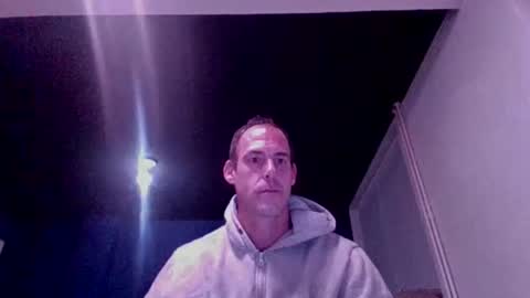 handsomeguy4ever online show from October 18, 2:25 am