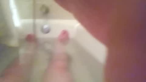 Snapshot of handsumload_11 chatting on January 13, 12:30 am handsumload_11 online show from January 13, 12:30 am