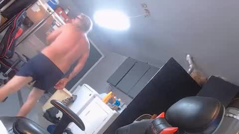 handystud33 online show from September 24, 5:27 pm