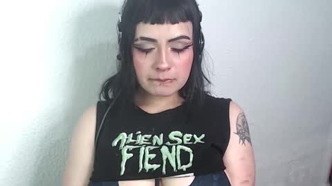 Snapshot of hanna99moon chatting on February 14, 5:41 am JUANA online show from February 14, 5:41 am