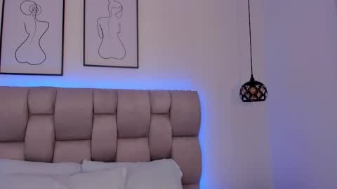 Snapshot of hanna__evans_ chatting on May 9, 11:48 am hanna__evans_ online show from May 9, 11:48 am