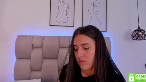 Snapshot of hanna__evans_ chatting on May 15, 11:39 am hanna__evans_ online show from May 15, 11:39 am