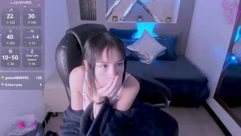 Hanna  online show from June 11, 2:59 pm