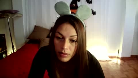 Hanna charming online show from October 11, 6:39 pm