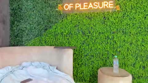 Hanna online show from February 13, 11:39 am