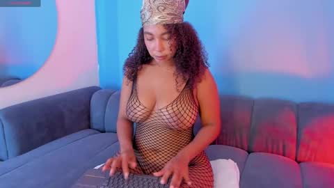 Snapshot of hanna_cupper chatting on May 8, 7:52 pm Hanna online show from May 8, 7:52 pm