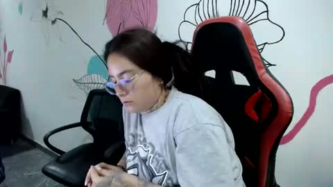 mara online show from July 15, 9:53 pm