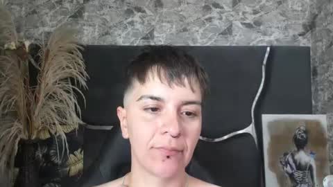 Hanna online show from July 8, 2:27 am