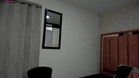  H A N N A  online show from March 9, 7:51 pm