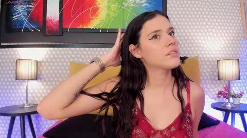 Snapshot of hannadowling_gh chatting on February 8, 4:27 am Hanna online show from February 8, 4:27 am