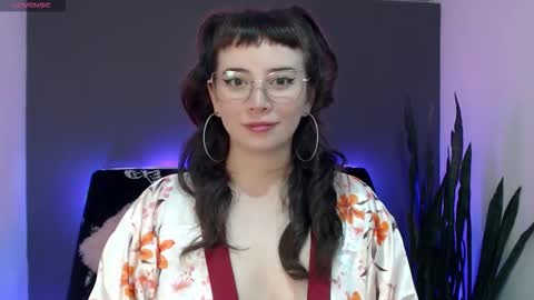 Snapshot of hannah_hexx chatting on March 4, 1:55 am HannahHexx online show from March 4, 1:55 am